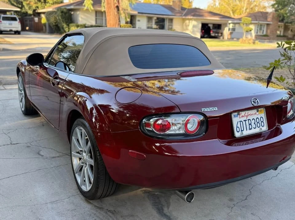 2006 Mazda NC MX-5 Miata - Image 2 of 3