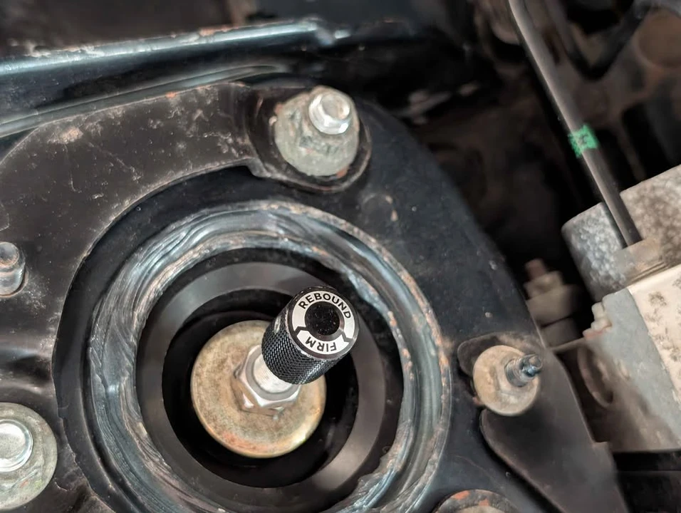 2006 Mazda NC MX-5 Miata - Image 16 of 19