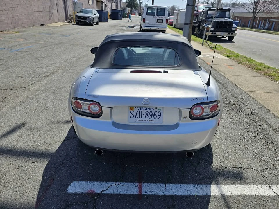 2006 Mazda NC MX-5 Miata - Image 11 of 17