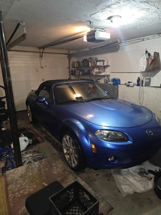 2006 Mazda NC MX-5 Miata - Image 2 of 2