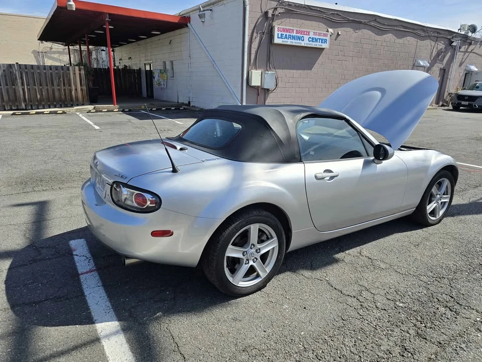 2006 Mazda NC MX-5 Miata - Image 4 of 17