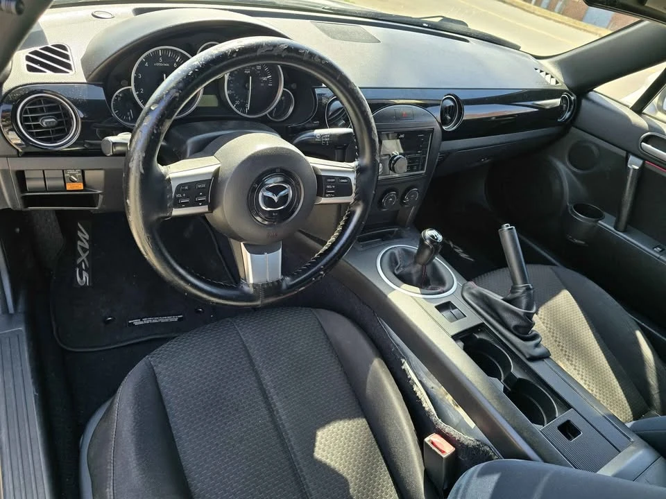 2006 Mazda NC MX-5 Miata - Image 14 of 17