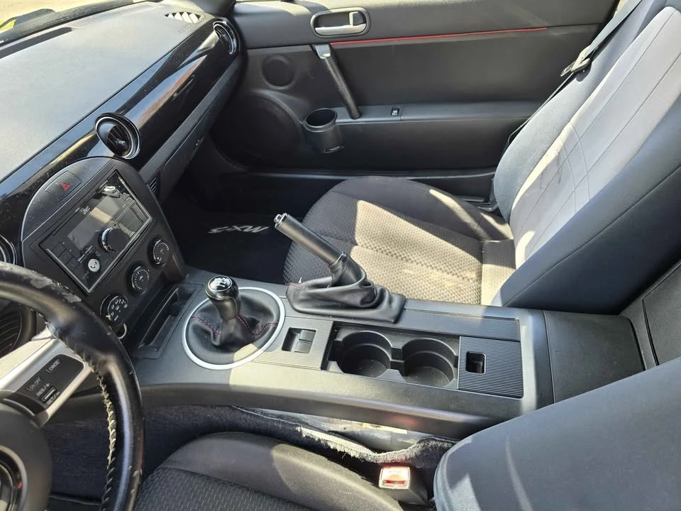 2006 Mazda NC MX-5 Miata - Image 15 of 17