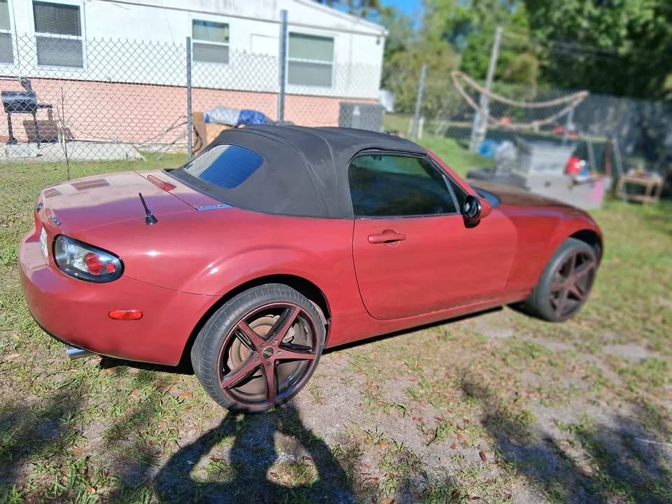 2006 Mazda NC MX-5 Miata - Image 2 of 11