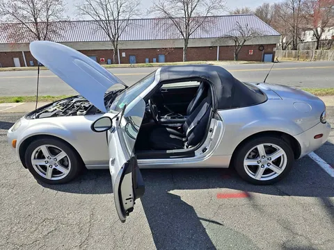 2006 Mazda MX-5 Miata Convertible