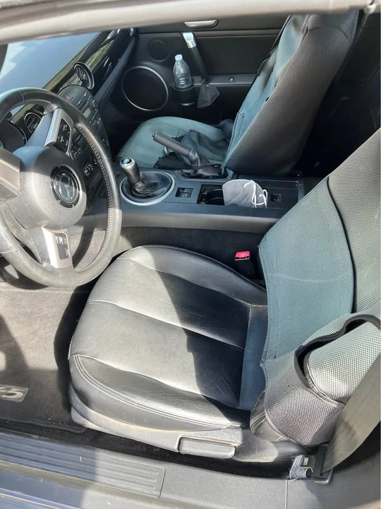 2006 Mazda NC MX-5 Miata - Image 2 of 7