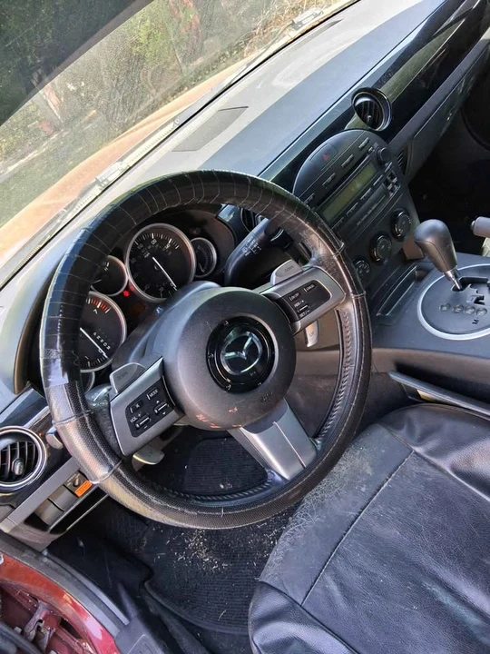 2006 Mazda NC MX-5 Miata - Image 5 of 11