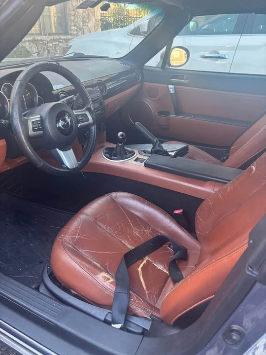 2006 Mazda NC MX-5 Miata - Image 2 of 6