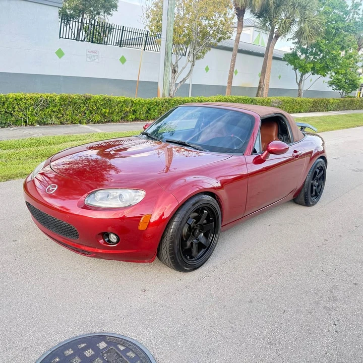 2006 Mazda NC MX-5 Miata - Image 2 of 15