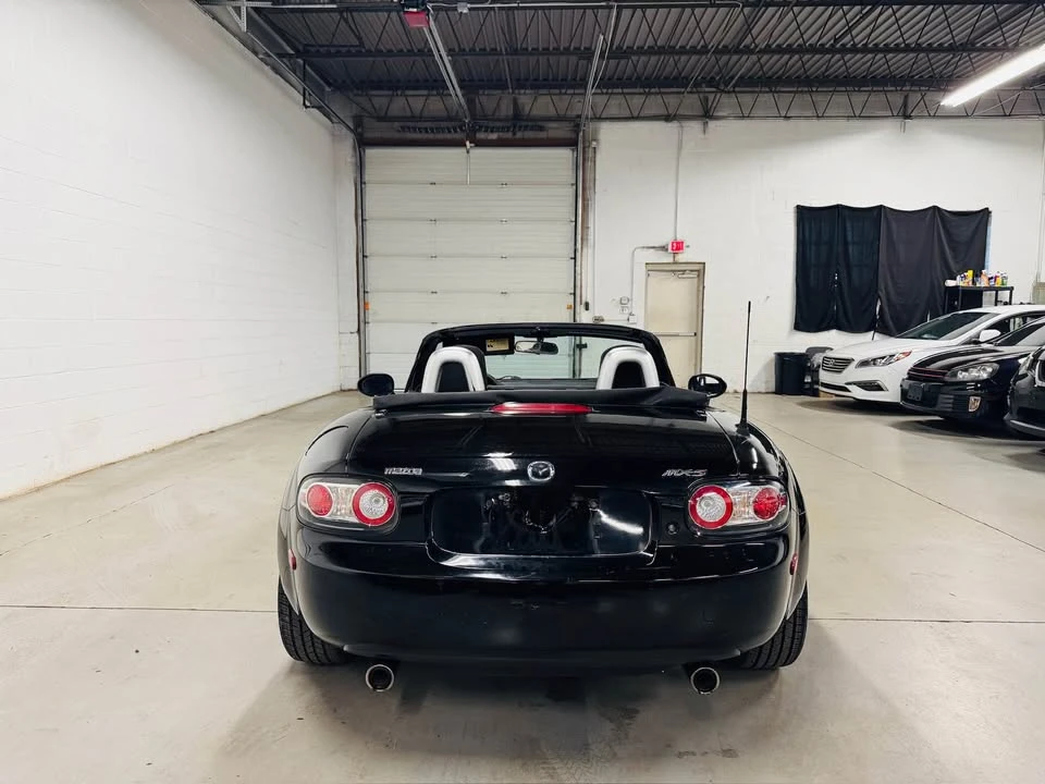 2006 Mazda NC MX-5 Miata - Image 13 of 20