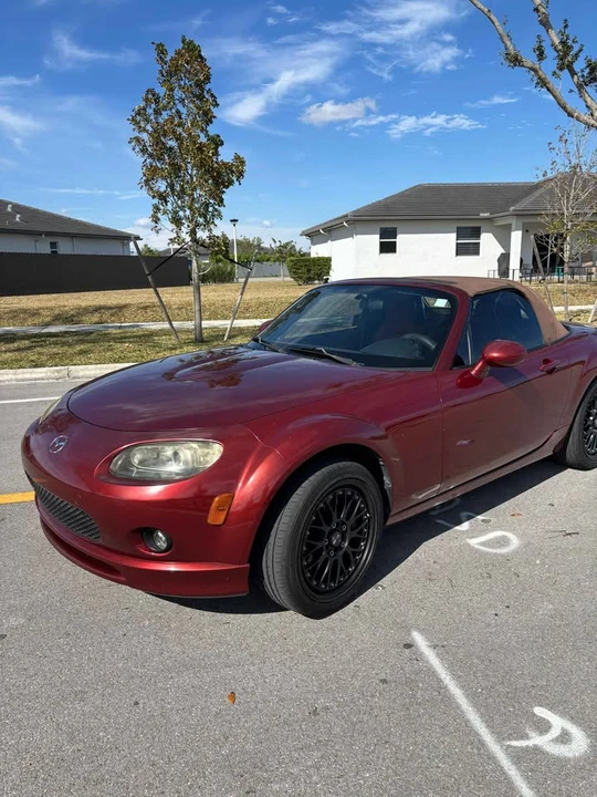 2006 Mazda NC MX-5 Miata - Image 2 of 11