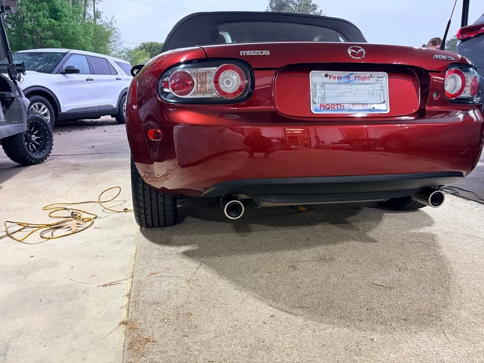 2006 Mazda NC MX-5 Miata - Image 4 of 11