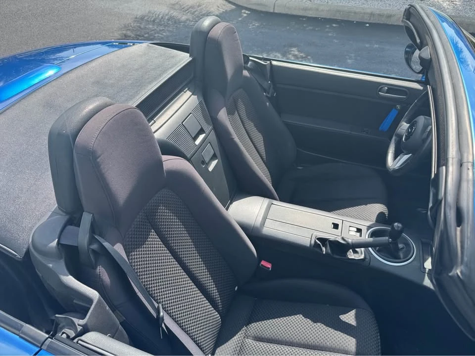 2006 Mazda NC MX-5 Miata - Image 11 of 16