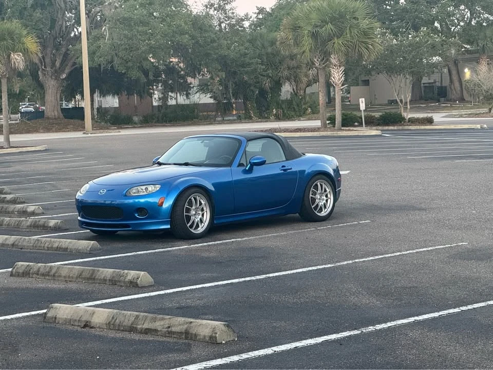 2006 Mazda NC MX-5 Miata - Image 2 of 16
