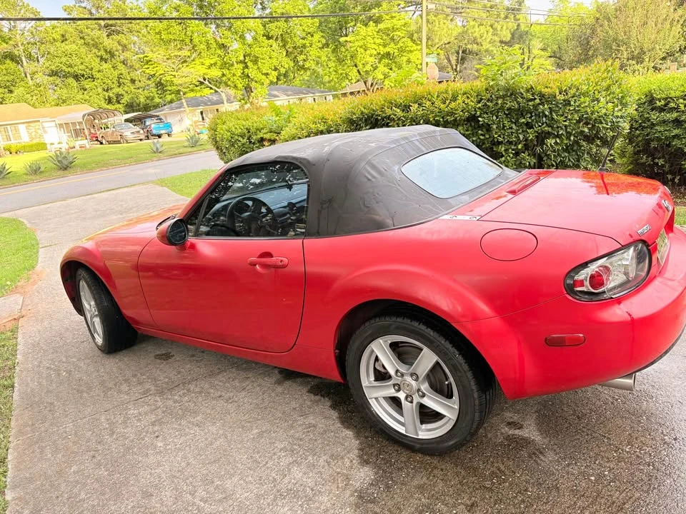 2006 Mazda NC MX-5 Miata - Image 12 of 15