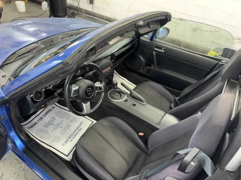 2006 Mazda NC MX-5 Miata - Image 6 of 8