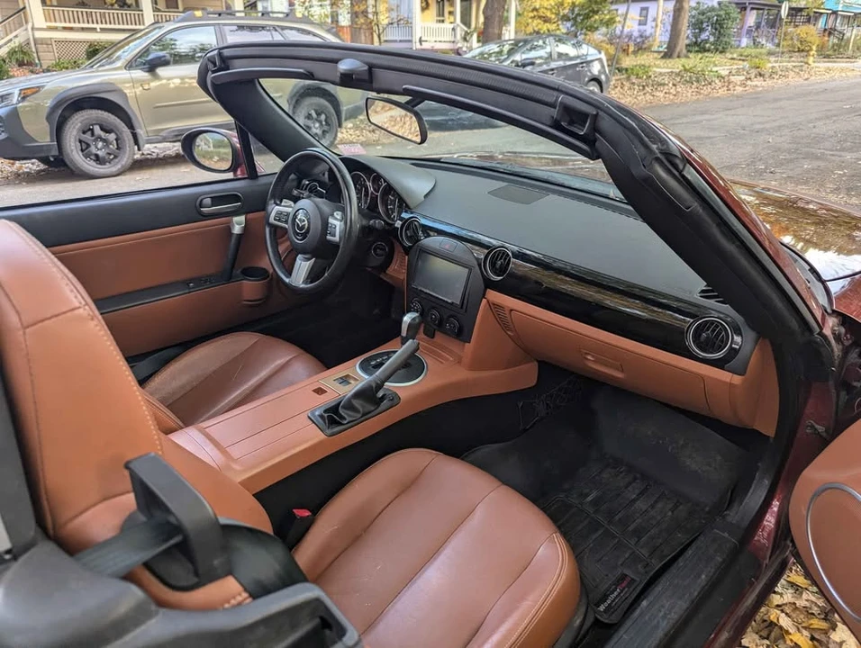2006 Mazda NC MX-5 Miata - Image 4 of 18