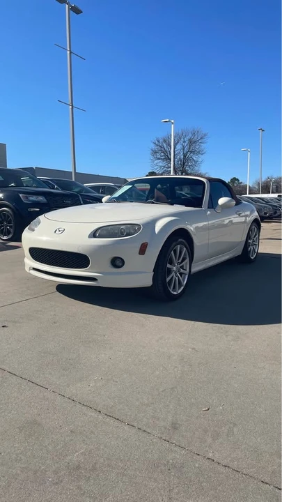 2006 Mazda NC MX-5 Miata - Image 2 of 11