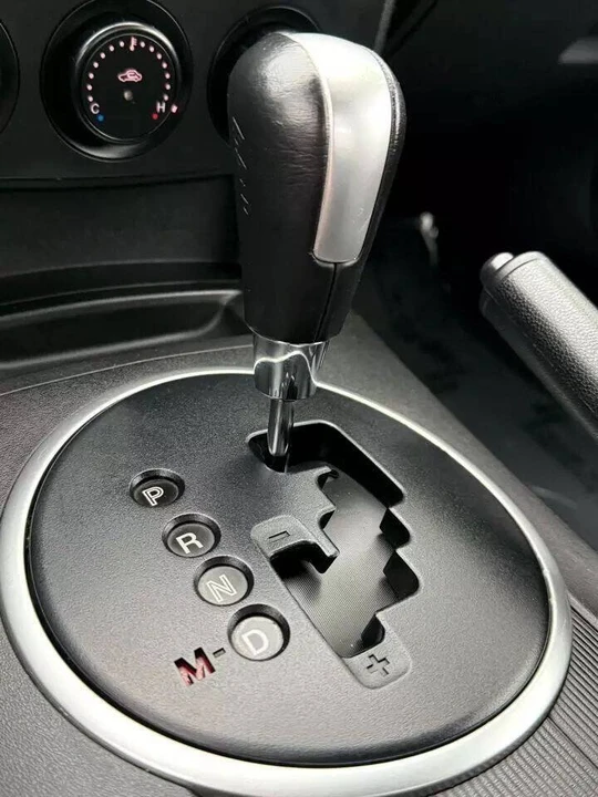 2006 Mazda NC MX-5 Miata - Image 17 of 20