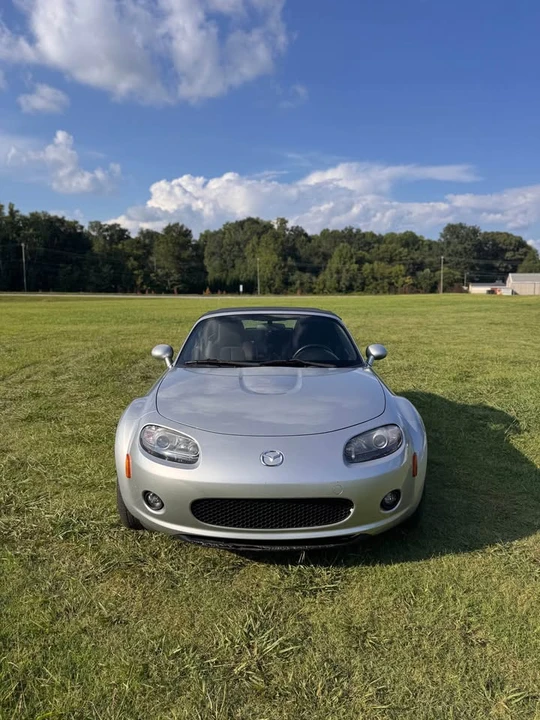 2006 Mazda NC MX-5 Miata - Image 2 of 10