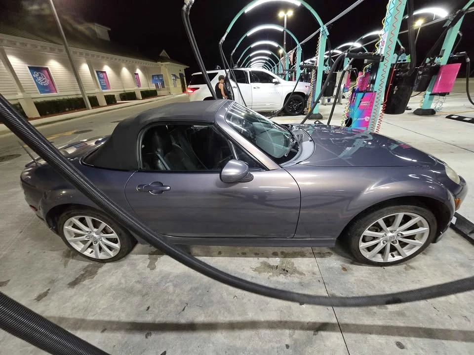 2006 Mazda NC MX-5 Miata - Image 2 of 4