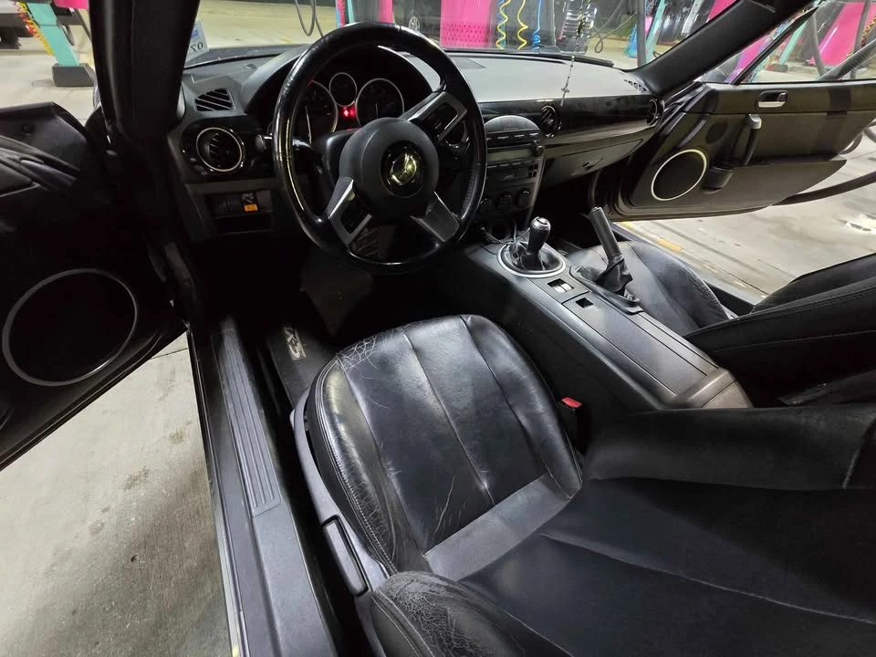 2006 Mazda NC MX-5 Miata - Image 3 of 4
