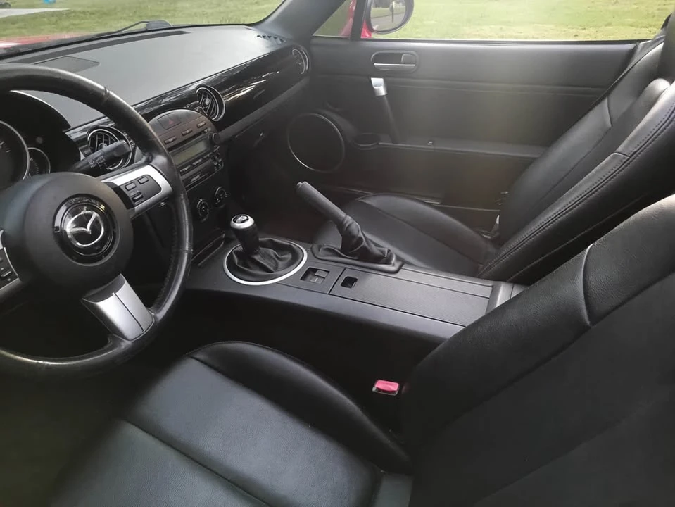 2006 Mazda NC MX-5 Miata - Image 12 of 13