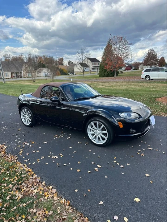 2006 Mazda NC MX-5 Miata - Image 2 of 7