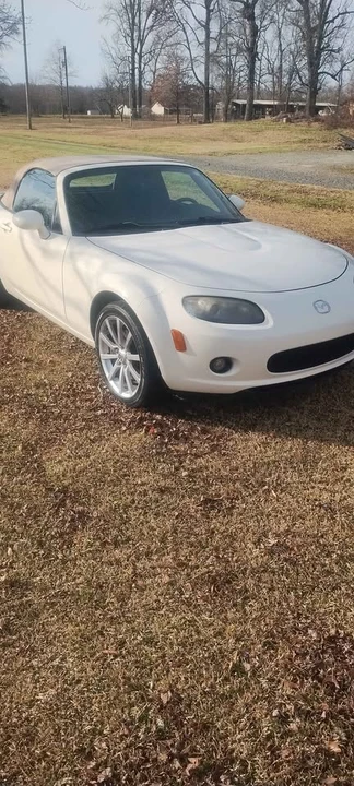 2006 Mazda NC MX-5 Miata - Image 2 of 6