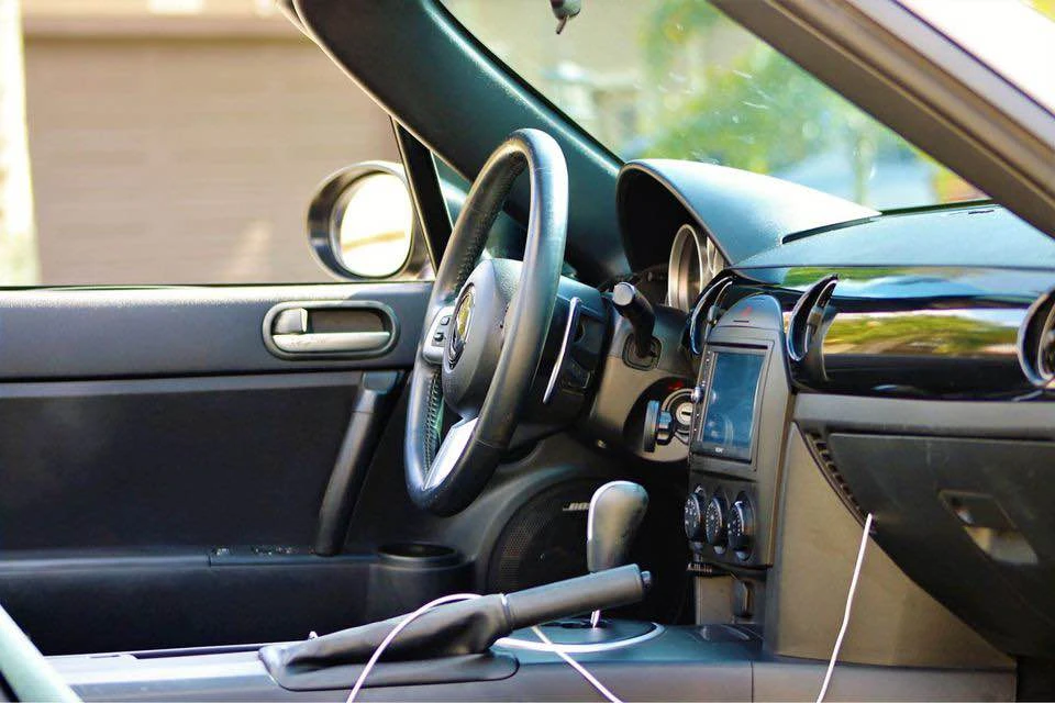 2006 Mazda NC MX-5 Miata - Image 4 of 7