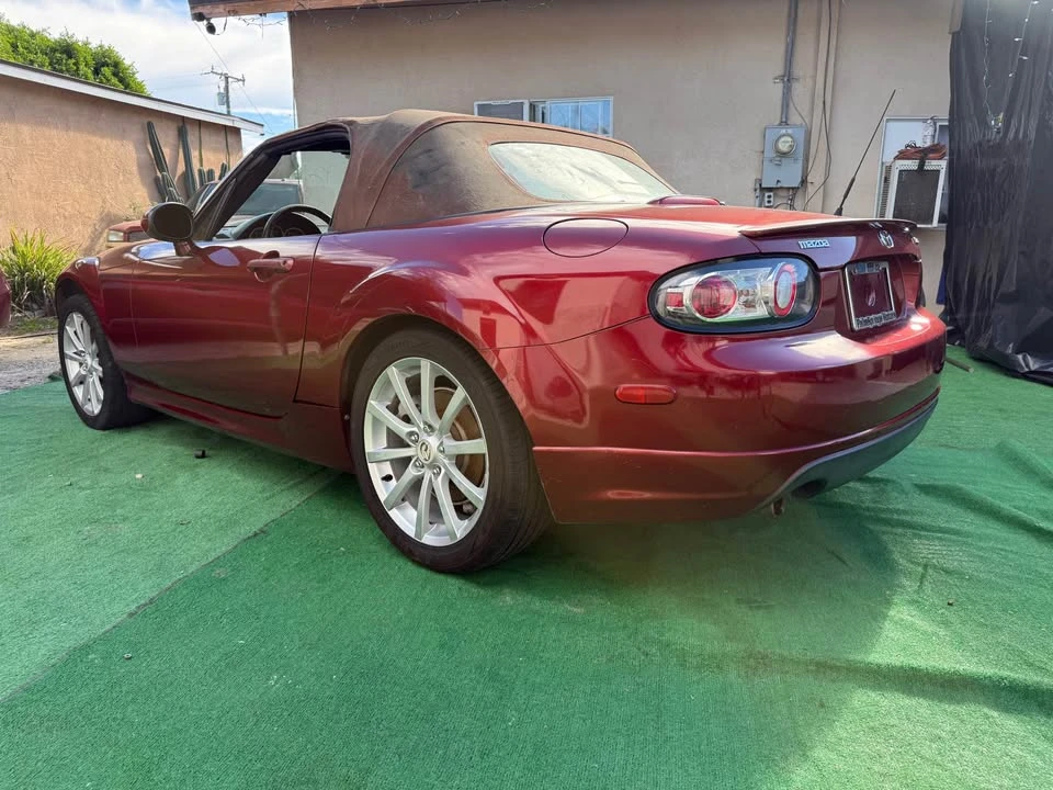 2006 Mazda NC MX-5 Miata - Image 2 of 8