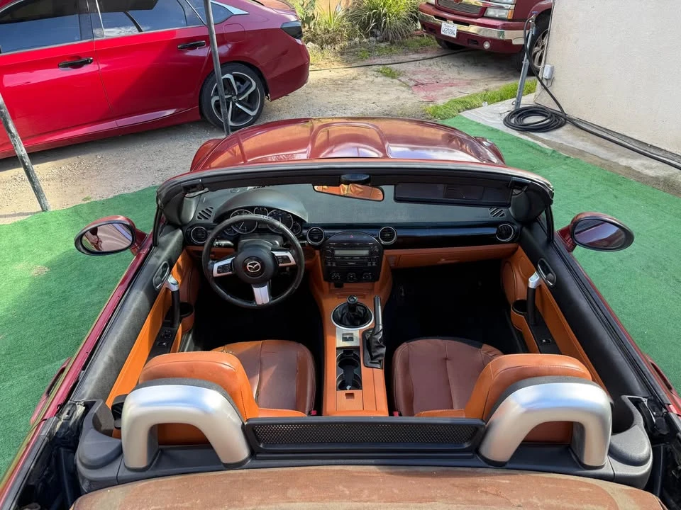 2006 Mazda NC MX-5 Miata - Image 5 of 8