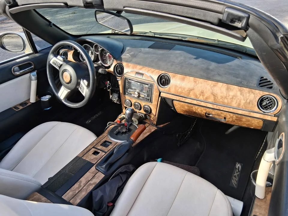 2006 Mazda NC MX-5 Miata - Image 12 of 16