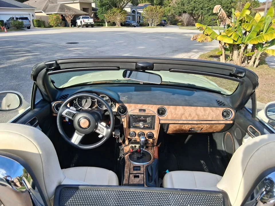 2006 Mazda NC MX-5 Miata - Image 11 of 16