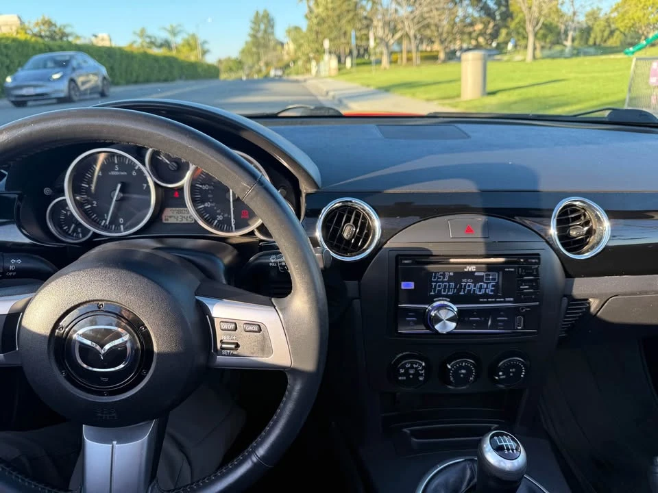 2006 Mazda NC MX-5 Miata - Image 10 of 15