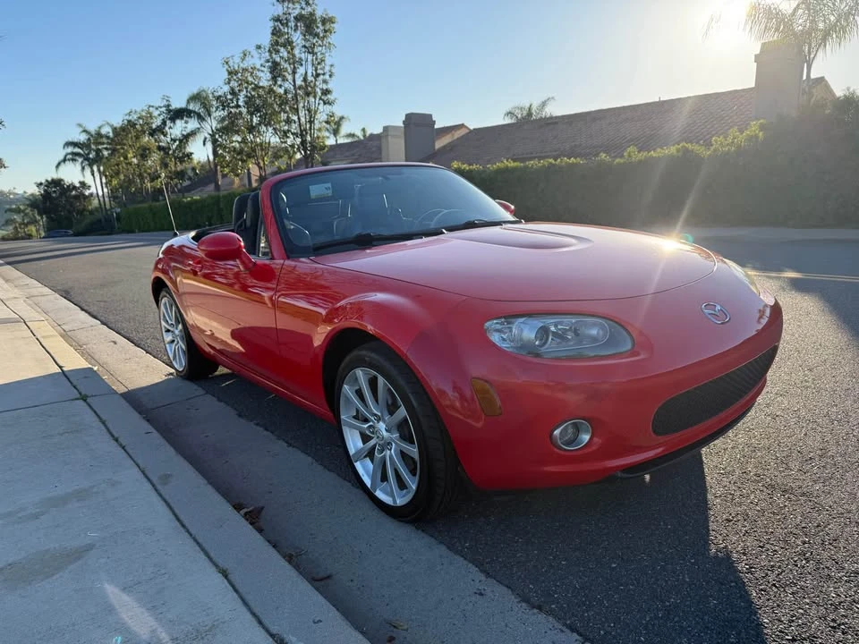 2006 Mazda NC MX-5 Miata - Image 2 of 15