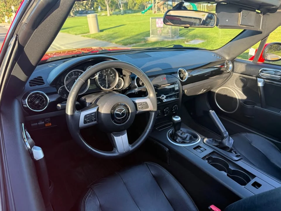 2006 Mazda NC MX-5 Miata - Image 5 of 15