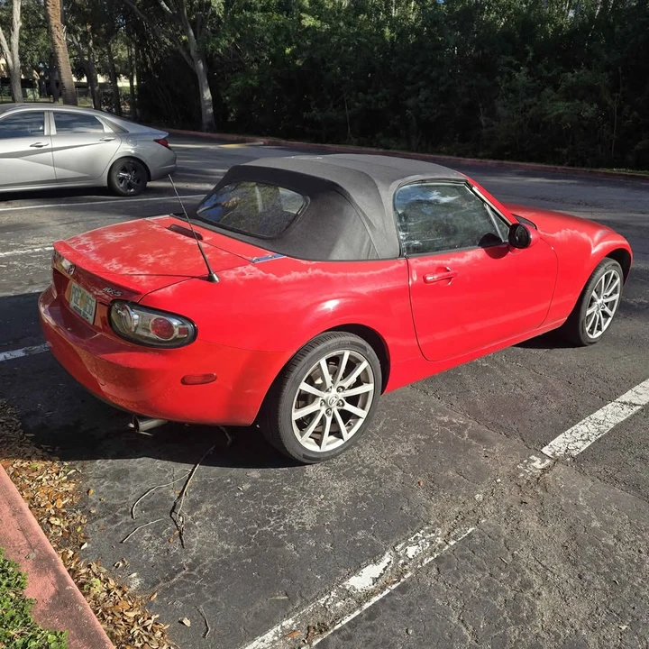 2006 Mazda NC MX-5 Miata - Image 3 of 8