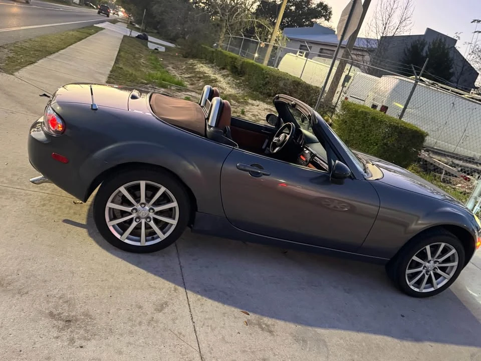 2006 Mazda NC MX-5 Miata - Image 8 of 17