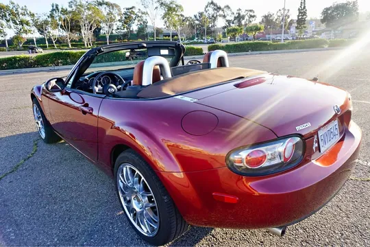 2006 Mazda MX-5 Miata Grand Touring Convertible
