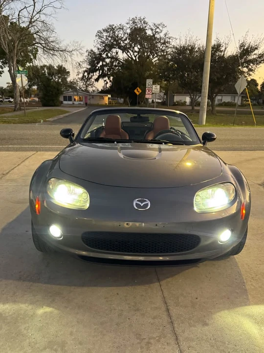 2006 Mazda NC MX-5 Miata - Image 11 of 17