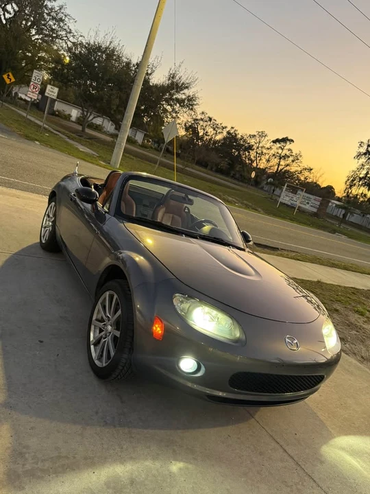 2006 Mazda NC MX-5 Miata - Image 10 of 17
