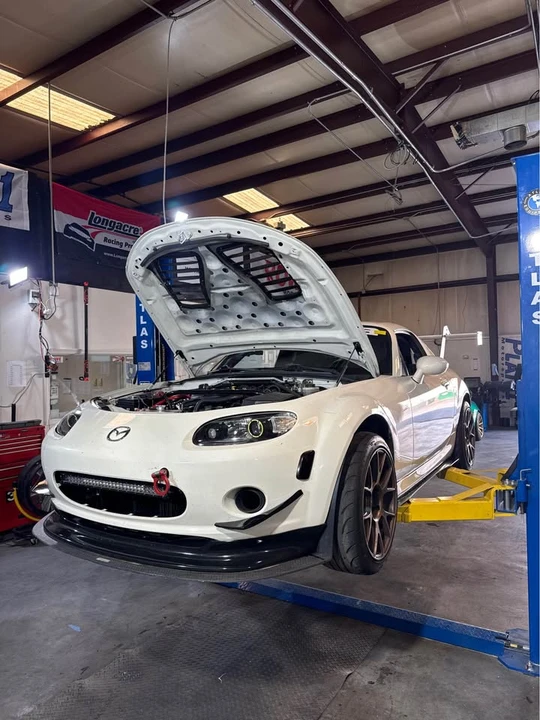 2006 Mazda NC MX-5 Miata - Image 2 of 4
