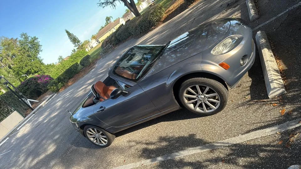 2006 Mazda NC MX-5 Miata - Image 2 of 18