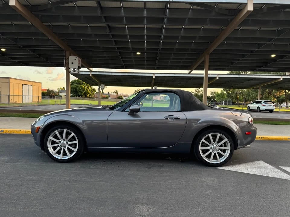 2006 Mazda NC MX-5 Miata - Image 8 of 20