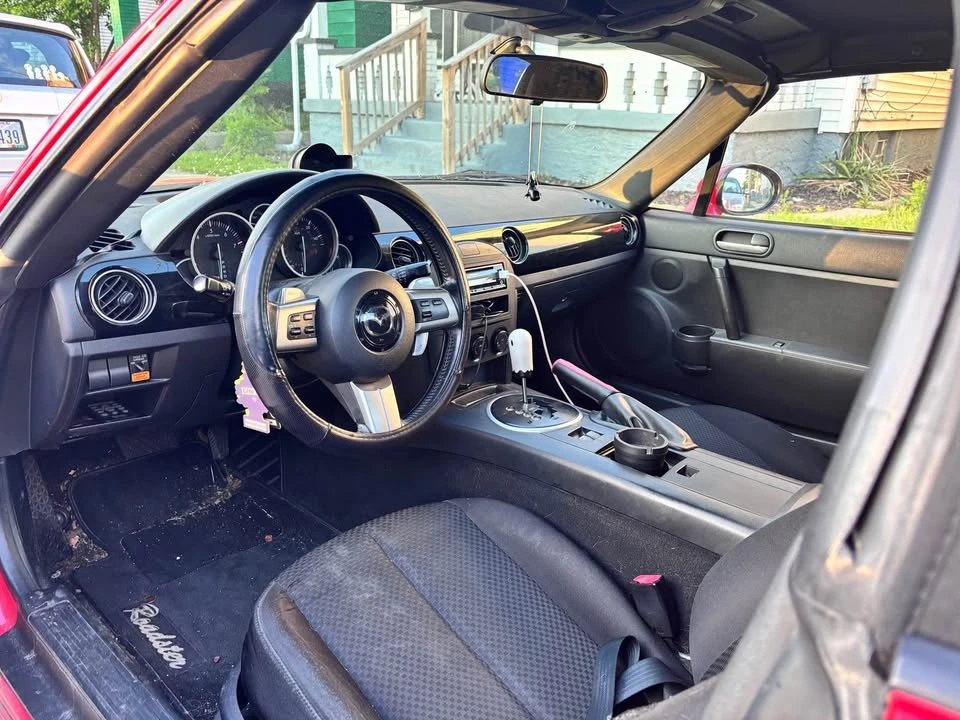 2006 Mazda NC MX-5 Miata - Image 6 of 7