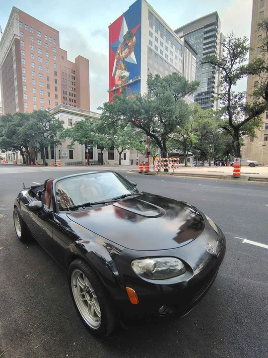 2006 Mazda NC MX-5 Miata - Image 4 of 19