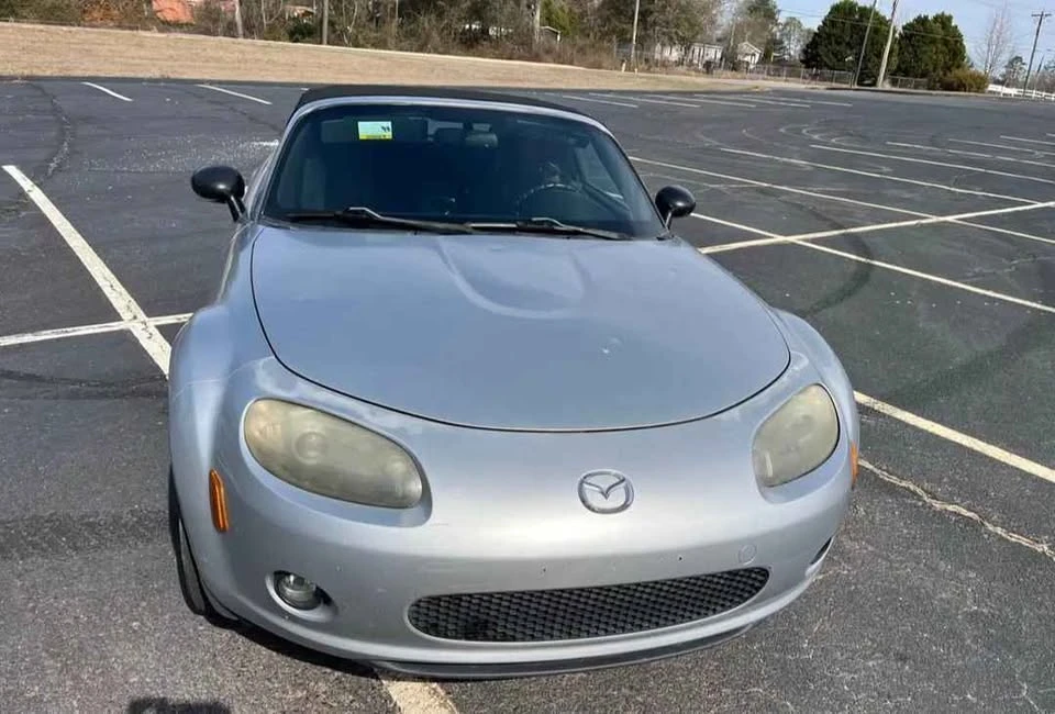 2006 Mazda NC MX-5 Miata - Image 13 of 15