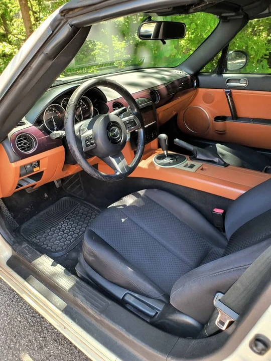 2006 Mazda NC MX-5 Miata - Image 8 of 14