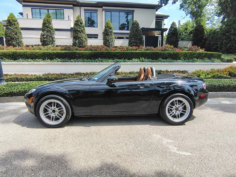 2006 Mazda NC MX-5 Miata - Image 3 of 19